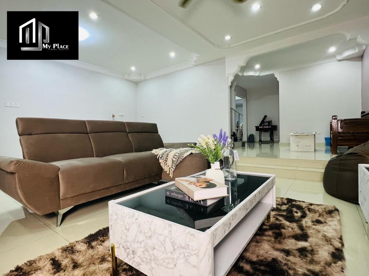 2 Storey 5Br 16Pax Semabok Taman Cheng Ho, 3 By Myplace Malacca 外观 照片
