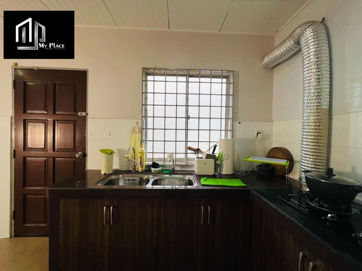 2 Storey 5Br 16Pax Semabok Taman Cheng Ho, 3 By Myplace Malacca 外观 照片