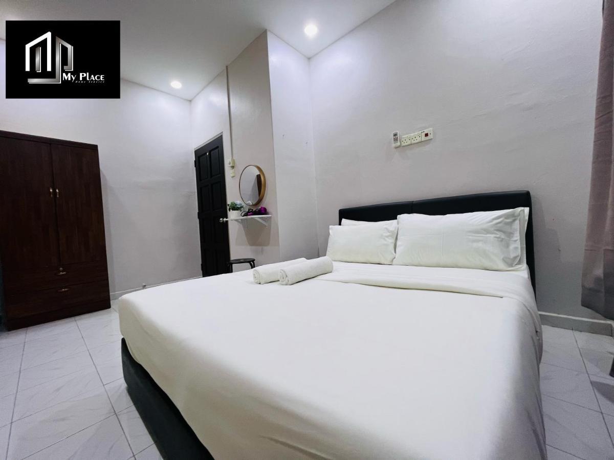 2 Storey 5Br 16Pax Semabok Taman Cheng Ho, 3 By Myplace Malacca 外观 照片
